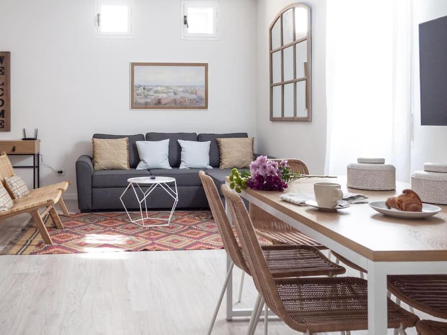 Apartamento En Puerta Del Sol 2 Madrid Dış mekan fotoğraf